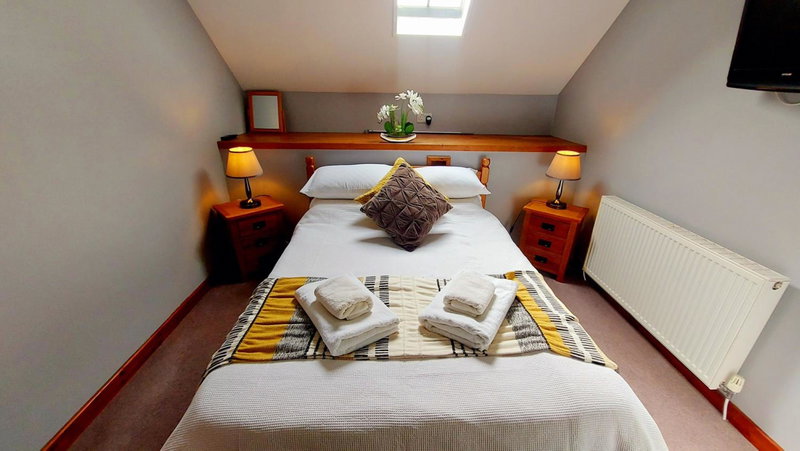 Dolgun Uchaf Historic Guesthouse and Cottages with Boutique Bedrooms In The Heart of Snowdonia, Dolgellau, United Kingdom