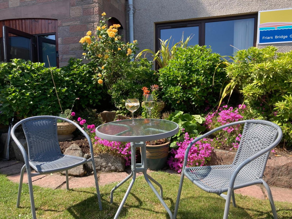 Hotel · Friars Bridge Guesthouse, Inverness