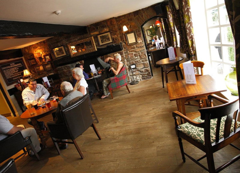 Rose And Crown, Porthcawl, Великобритания