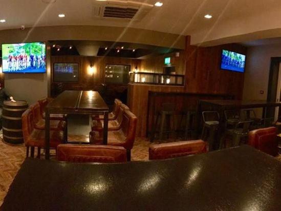 Oxgang Kitchen Bar & Rooms, Grangemouth, Великобритания