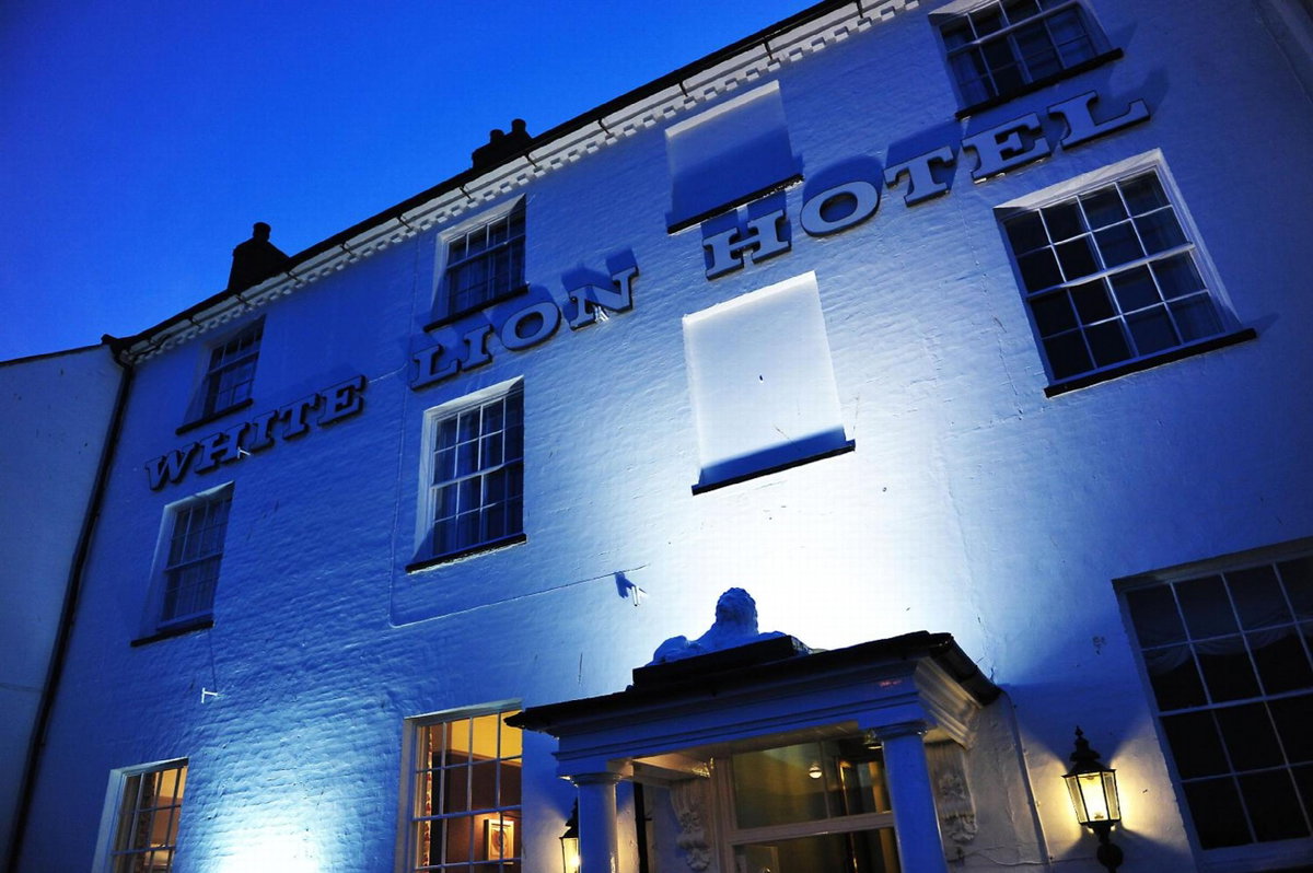 Hotel · The White Lion Hotel, Aldeburgh
