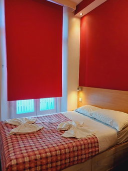 Carlton Hotel, City of Westminster, United Kingdom