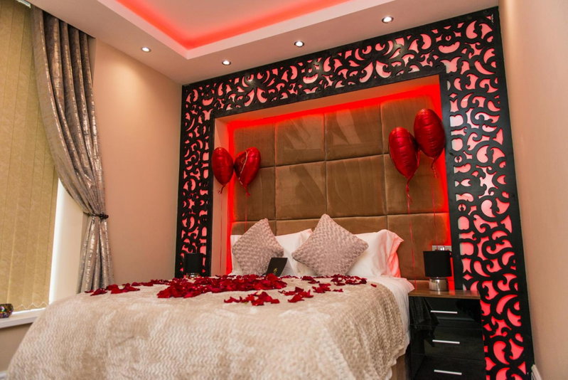 Velmora Suites, Huddersfield, Великобритания