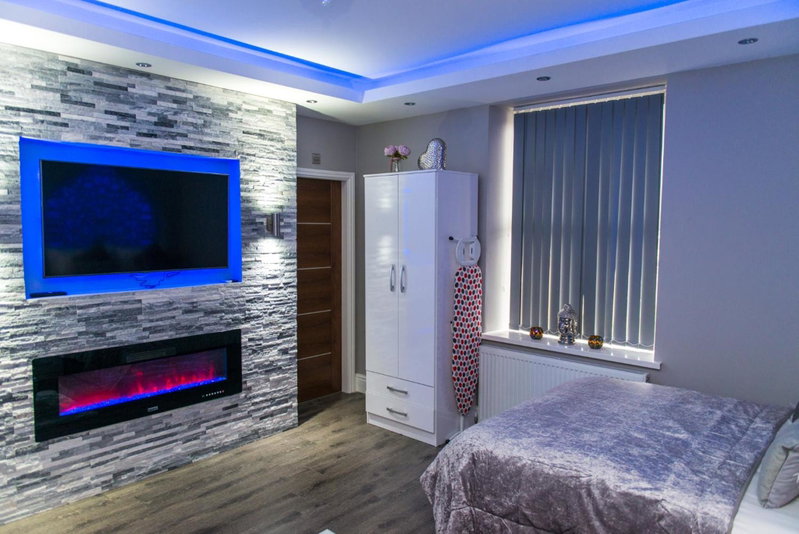 Velmora Suites, Huddersfield, Великобритания