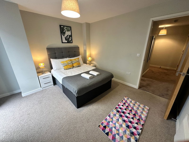 Adelphi Wharf Apartments by Beehosting, Salford, United Kingdom