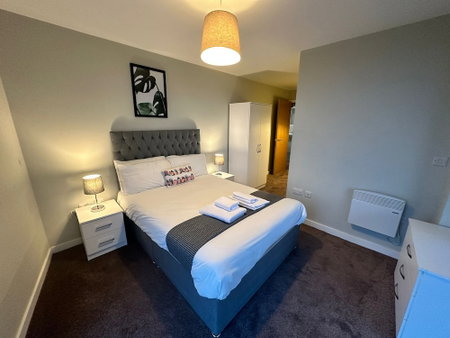 Adelphi Wharf Apartments by Beehosting, Salford, United Kingdom