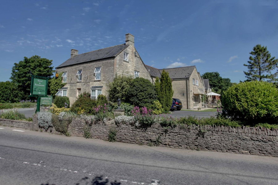 Pettifers Freehouse Hotel, Crudwell, United Kingdom