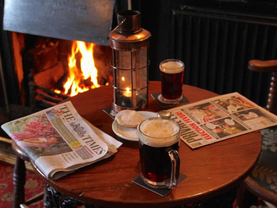 Crown and Trumpet Inn, Broadway, Reino Unido