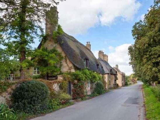 Crown and Trumpet Inn, Broadway, Reino Unido