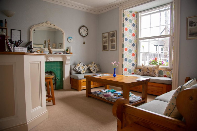 Cnapan Guest House, Newport Pembrokeshire, United Kingdom
