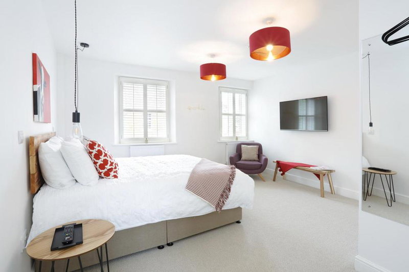 Hues - Castle Cary, Castle Cary, United Kingdom