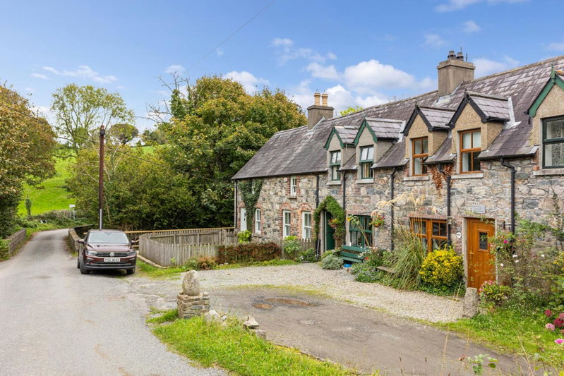 Priest Bridge Cottage, Bryansford, United Kingdom