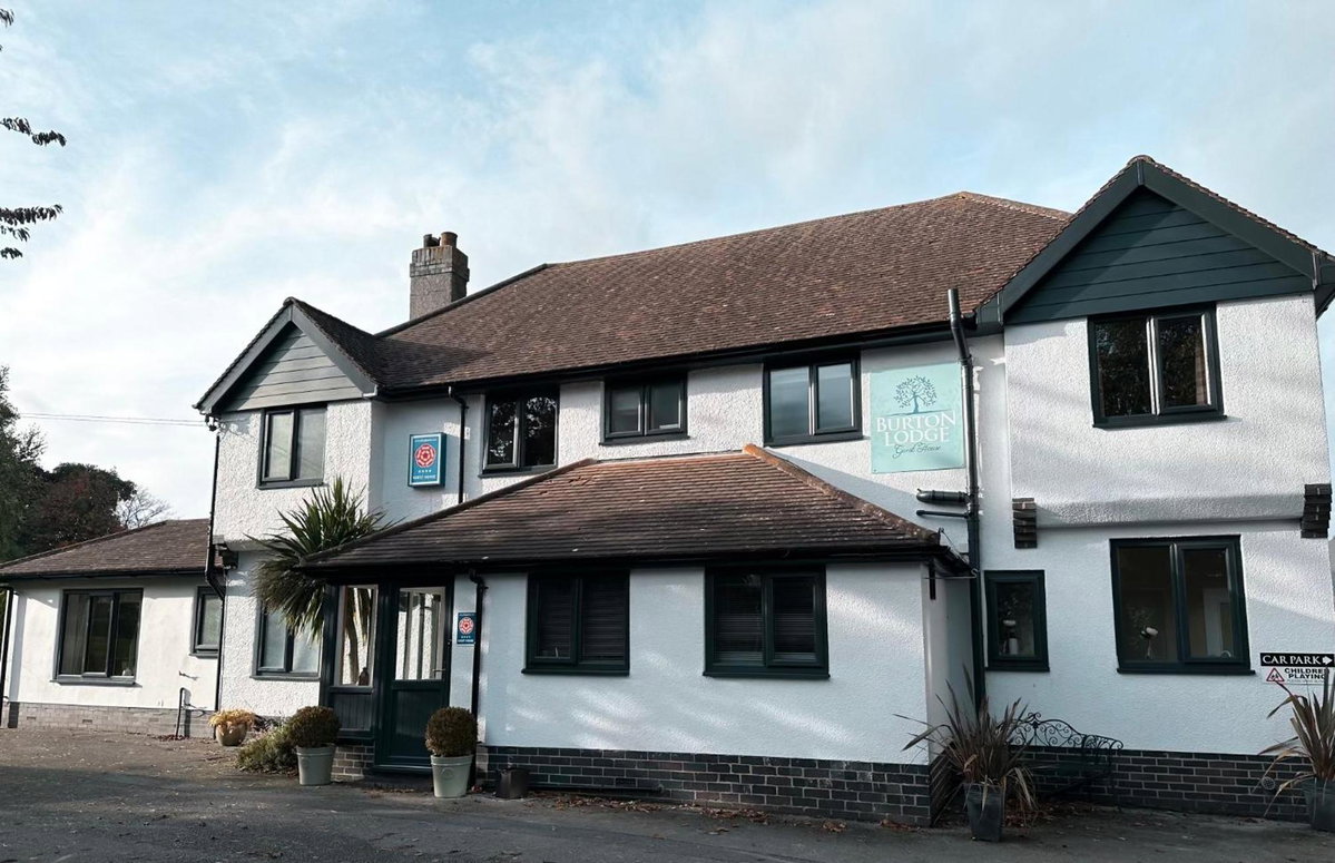 Hotel · Burton Lodge Guest House & Spa, Brandesburton