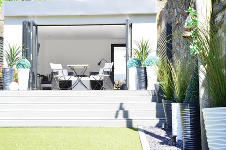Pier39Portrush Adult Only, Coleraine, United Kingdom