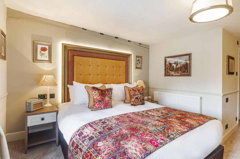 The George Hotel, Amesbury, Wiltshire - The Coaching Inn Group, Amesbury, Reino Unido