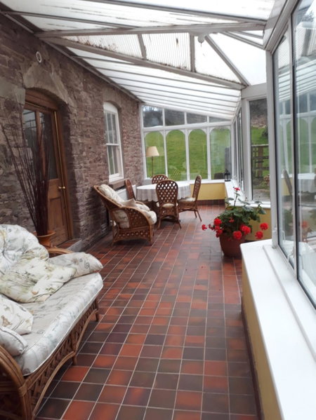 The Draen Bed and Breakfast, Ebbw Vale, United Kingdom