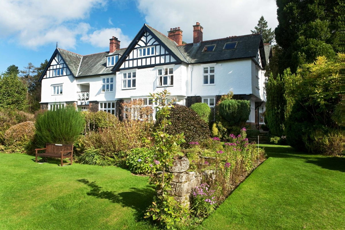 Lindeth Howe, United Kingdom