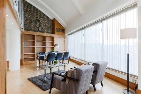 Monument by Excel Apartments, London, United Kingdom