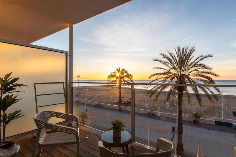 Meraki Beach Hotel - Adults Only, Valencia, Espagne