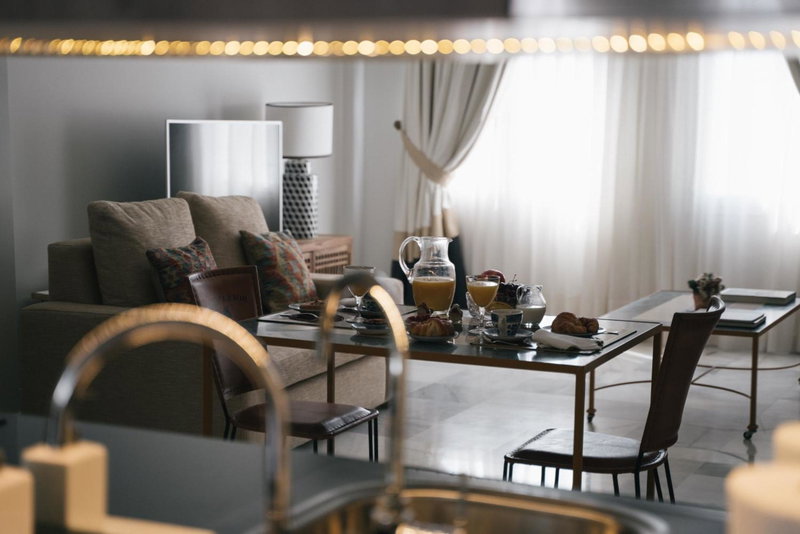 Apartamentos Abreu Suites, Seville, España