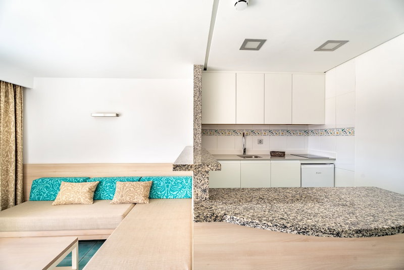 Apartamentos Cabau Cala D'Or, Mogan, Spain