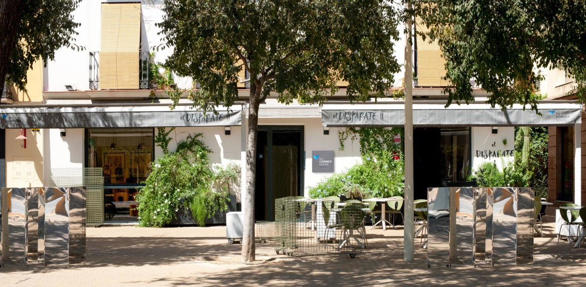 The Corner House, Spanien