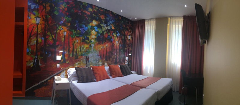 Hotel Indiana, Pinto, Spain