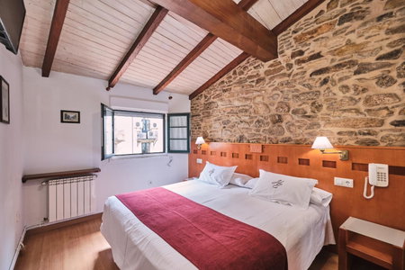 Hotel Entrecercas, Santiago de Compostela, Spain