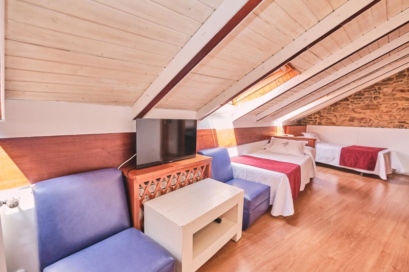 Hotel Entrecercas, Santiago de Compostela, Spain
