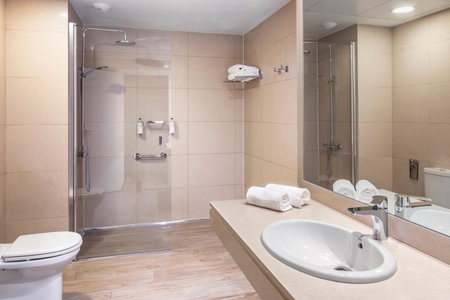 B&B HOTEL Logroño Las Cañas, Viana, Spain