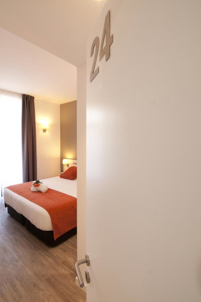 Hostal Live Barcelona, Barcelona, Spain