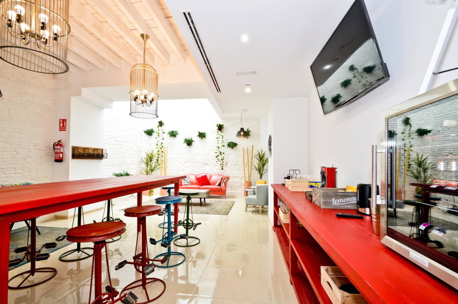 The Zentral Arenal Suites, Seville, Испания
