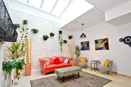 The Zentral Arenal Suites, Seville, Испания