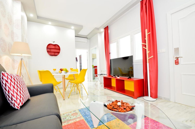 The Zentral Arenal Suites, Seville, Испания