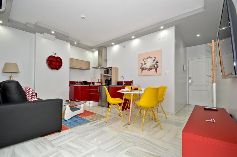 The Zentral Arenal Suites, Seville, Испания