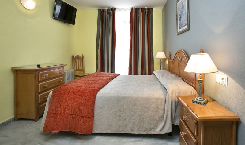 Apartamentos Ona Campanario, Mijas, Spain