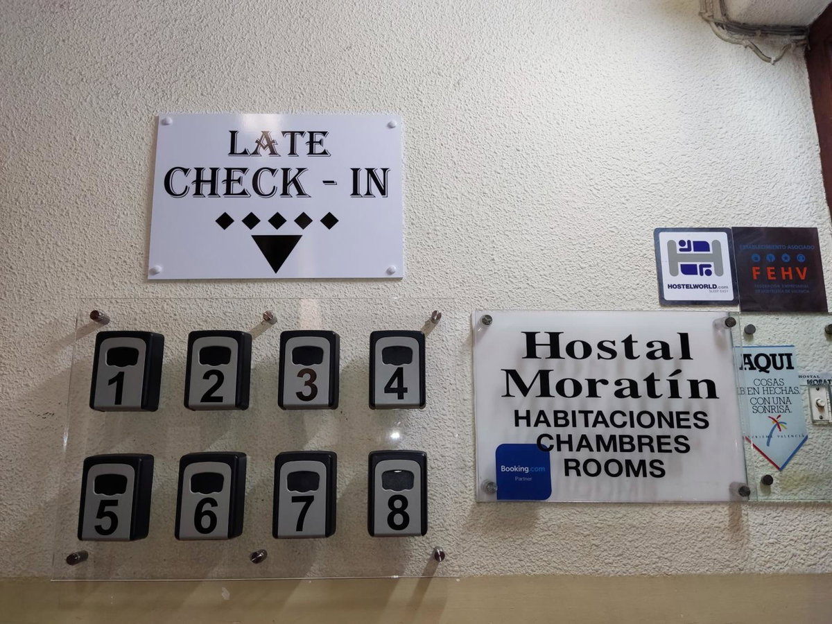 Pensión Moratin, Spain