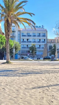 Hotel Vela, Roses, Испания