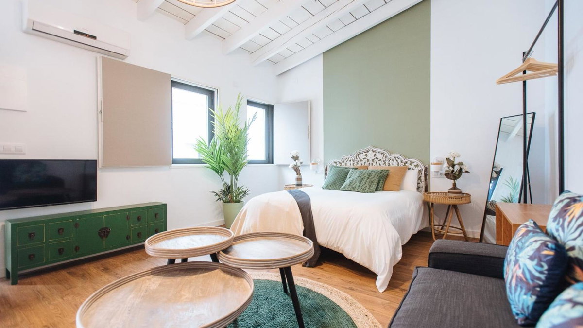 Lola de Triana Apartments, Spain