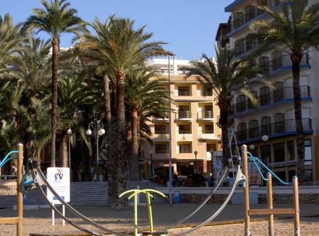 Aparthotel Milord's Suites, Benidorm, Spain