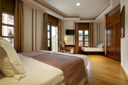 Boutique Hotel Luna Triunfo Granada, Granada, Spain