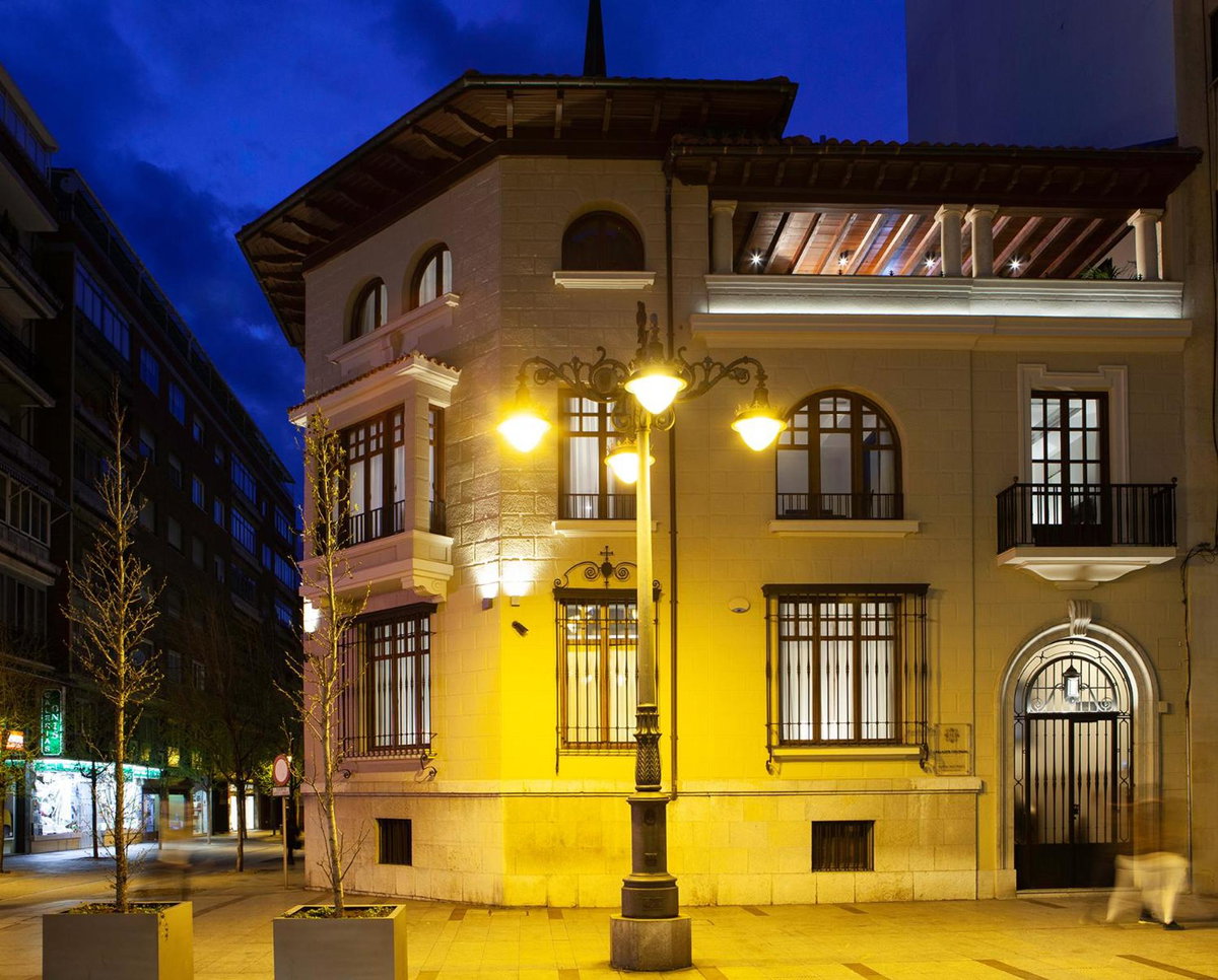 Palacete Colonial, Spain