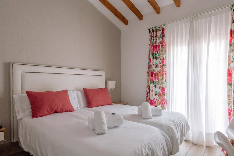 Rosal by Seaward Suites, Villajoyosa, Spain