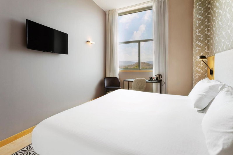 Hotel Sercotel Portales, Logroño, Spain