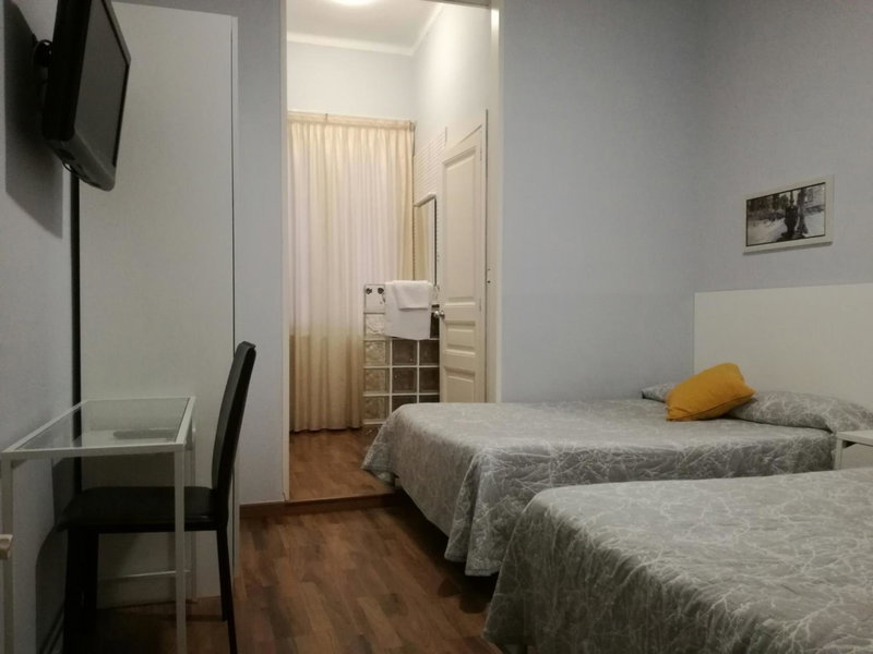 Hostal Lesseps, la Vila de Gracia, Spain