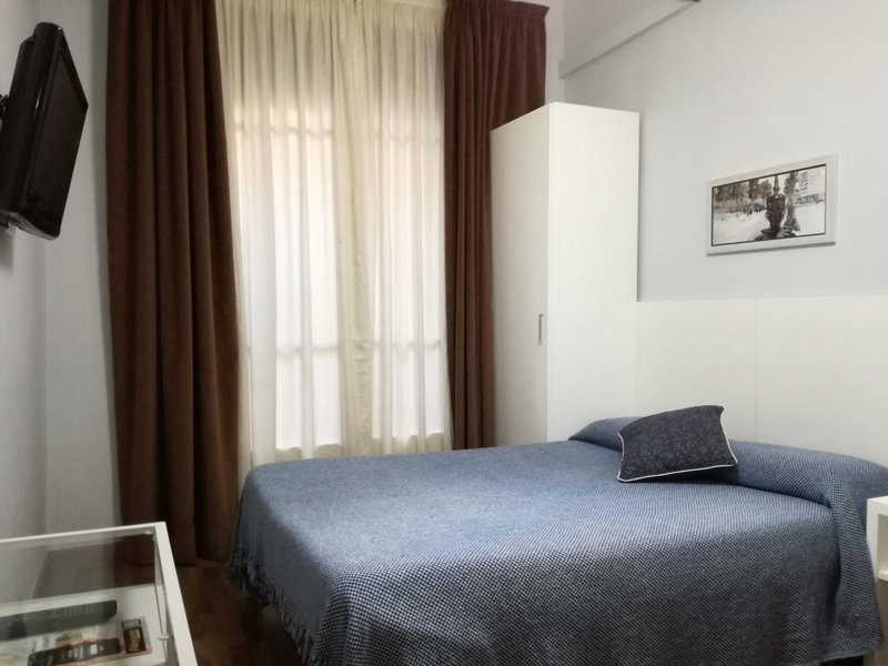 Hostal Lesseps, la Vila de Gracia, Spain