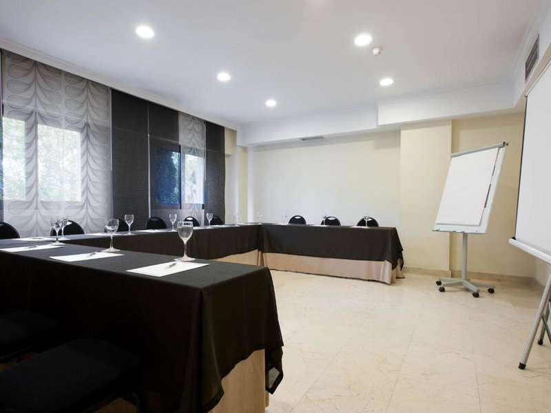 Apartamentos TH La Florida, Madrid, Spain