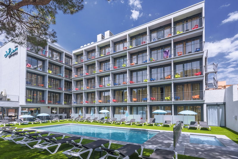 Hotel GHT Sa Riera, Tossa de Mar, Spain
