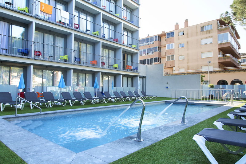 Hotel GHT Sa Riera, Tossa de Mar, Spain