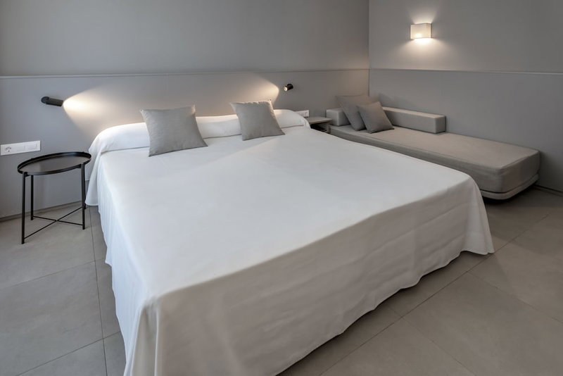 Hotel GHT Sa Riera, Tossa de Mar, Spain
